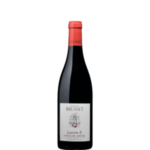 Domaine Brusset presenteert met trots de Domaine Brusset Côtes du Rhône Laurent B 35cl. Een rode wijn die de rijke geschiedenis en het vakmanschap van dit gerenommeerde wijnhuis belichaamt. Deze wijn is een verfijnde blend van Grenache en Syrah, druiven. Deze druiven gedijen perfect in het unieke terroir van de Côtes du Rhône.