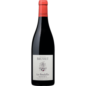 Domaine Brusset Ventoux Les Boudalles is een rode wijn die de rijke traditie van de Rhône-regio weerspiegelt. Het belichaamt de essentie van de Côtes du Ventoux met zijn unieke druivensamenstelling en terroir. Deze combinatie biedt ideale omstandigheden voor de groei van de druiven, die met de hand zijn geplukt en streng geselecteerd. Het familiebedrijf Domaine Brusset is opgericht door André Brusset in 1947. 