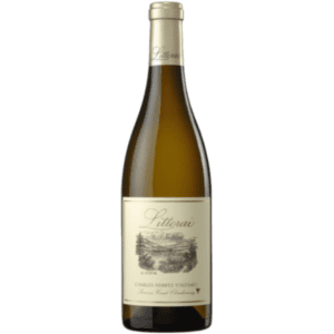 Stel je voor: een Californische witte wijn die niet alleen de verbeelding prikkelt, maar ook de zintuigen betovert. Dat is precies wat je krijgt met Littorai Chardonnay Charles Heintz Vineyard 2020. Deze witte wijn is afkomstig van de betoverende regio Sonoma Coast in Sonoma County, Californië. Het is een meesterwerk van vakmanschap en passie. Het verhaal begint met eigenaar Ted Lemon, een man met een droom en een missie.