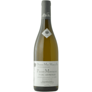 Domaine Marc Morey Puligny-Montrachet 1er Cru Les Pucelles 2021 is een unieke parel uit Puligny-Montrachet. Domaine Marc Morey, gelegen in het pittoreske Chassagne-Montrachet, heeft diepe wortels in de Bourgondische wijntraditie. Dit schilderachtige dorpje ligt slechts 15 km ten zuiden van Beaune. Bernard Mollard, de schoonzoon van Marc Morey, leidt het domein met ongeëvenaarde passie en een scherp oog voor kwaliteit.